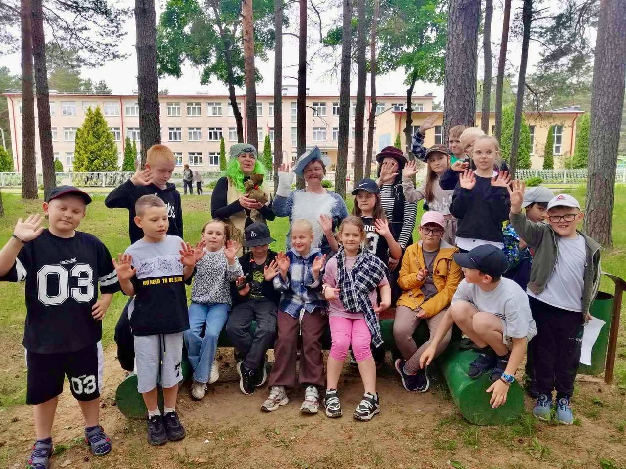 Подробнее о статье 🌲 В аг. Гезгалы юные экологи погрузились в сказку! 🧚‍♀️