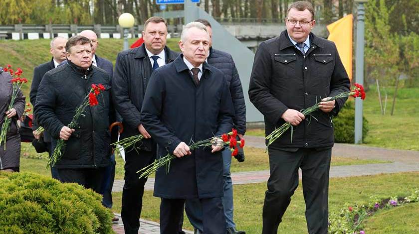 Міхаіл Орда ўшанаваў памяць герояў вайны на Дзятлаўшчыне