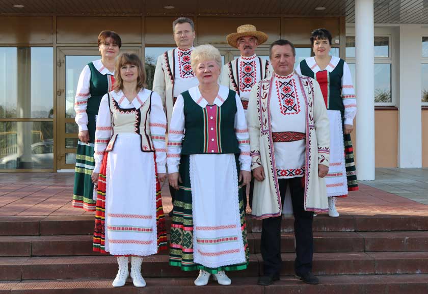 Спяваюць і гуляюць “Суседзі