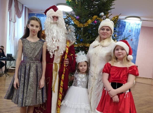 «Новый год в стране сказок»