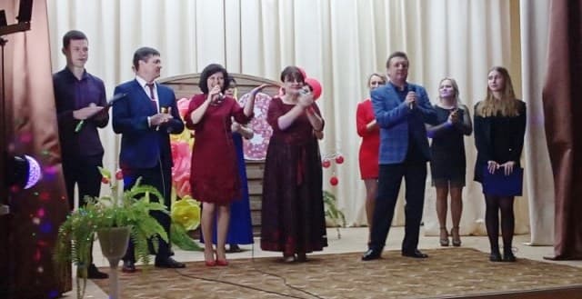 «Прекрасной половине посвящается»