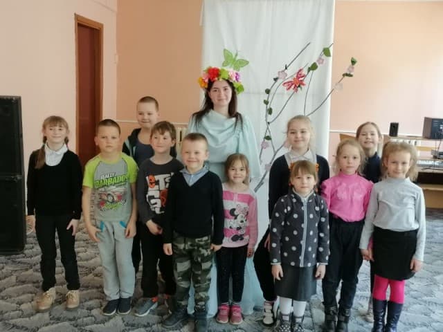 Бывай, вясна, мы сустракаем лета!