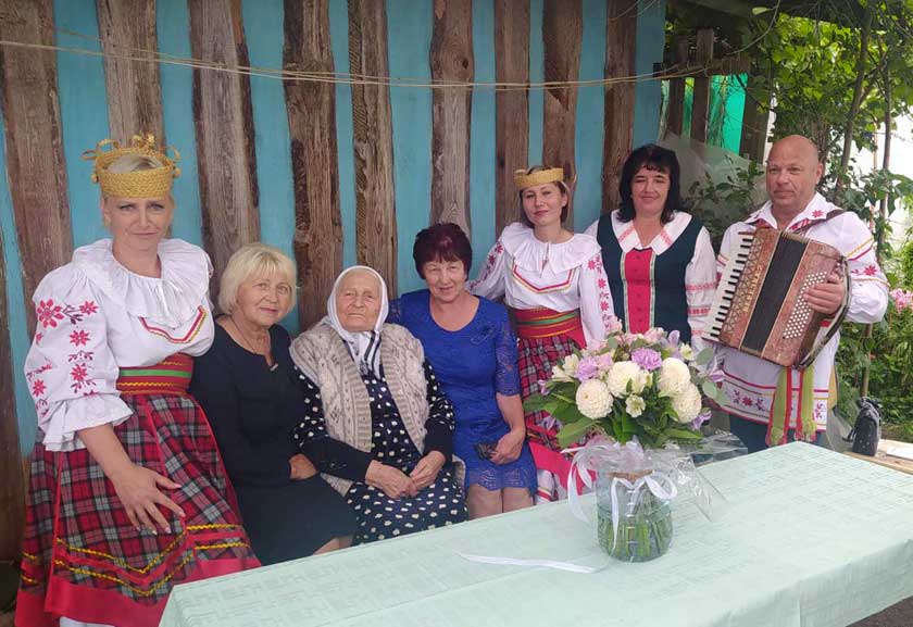 Тамара Карэнка: “Ёсць два цуды на Зямлі – кветкі і дзеці”