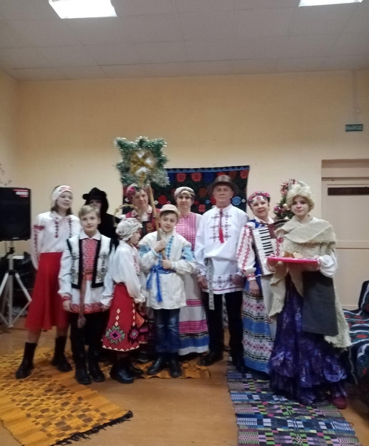 «Ой, калядачкi блiны ды аладачкi»