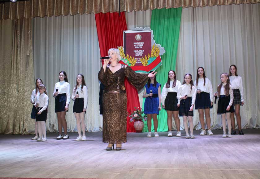 Крок у дарослае жыццё – пашпарты ў Дзень Канстытуцыі