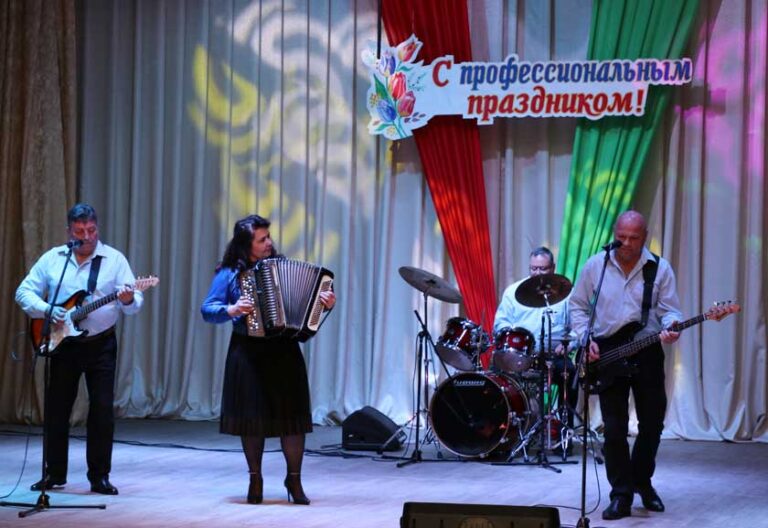Са святам, паважаныя камунальнікі!