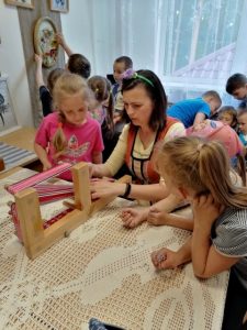 Подробнее о статье Интерактивная программа «Бабулiн куфэрак»