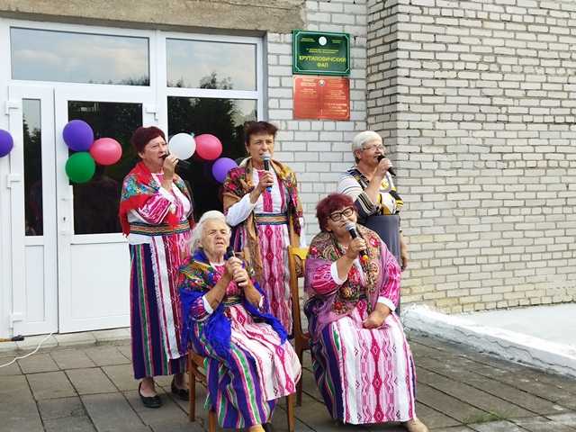 Земля под белыми крыльями