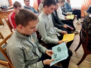 Подробнее о статье Когда, как и почему дети и подростки интересуются наркотиками