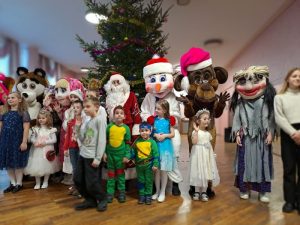 Подробнее о статье Новогодний утренник для детей медработников