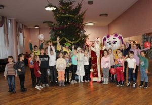 Подробнее о статье “Вялікі дзень вялікіх лялек”