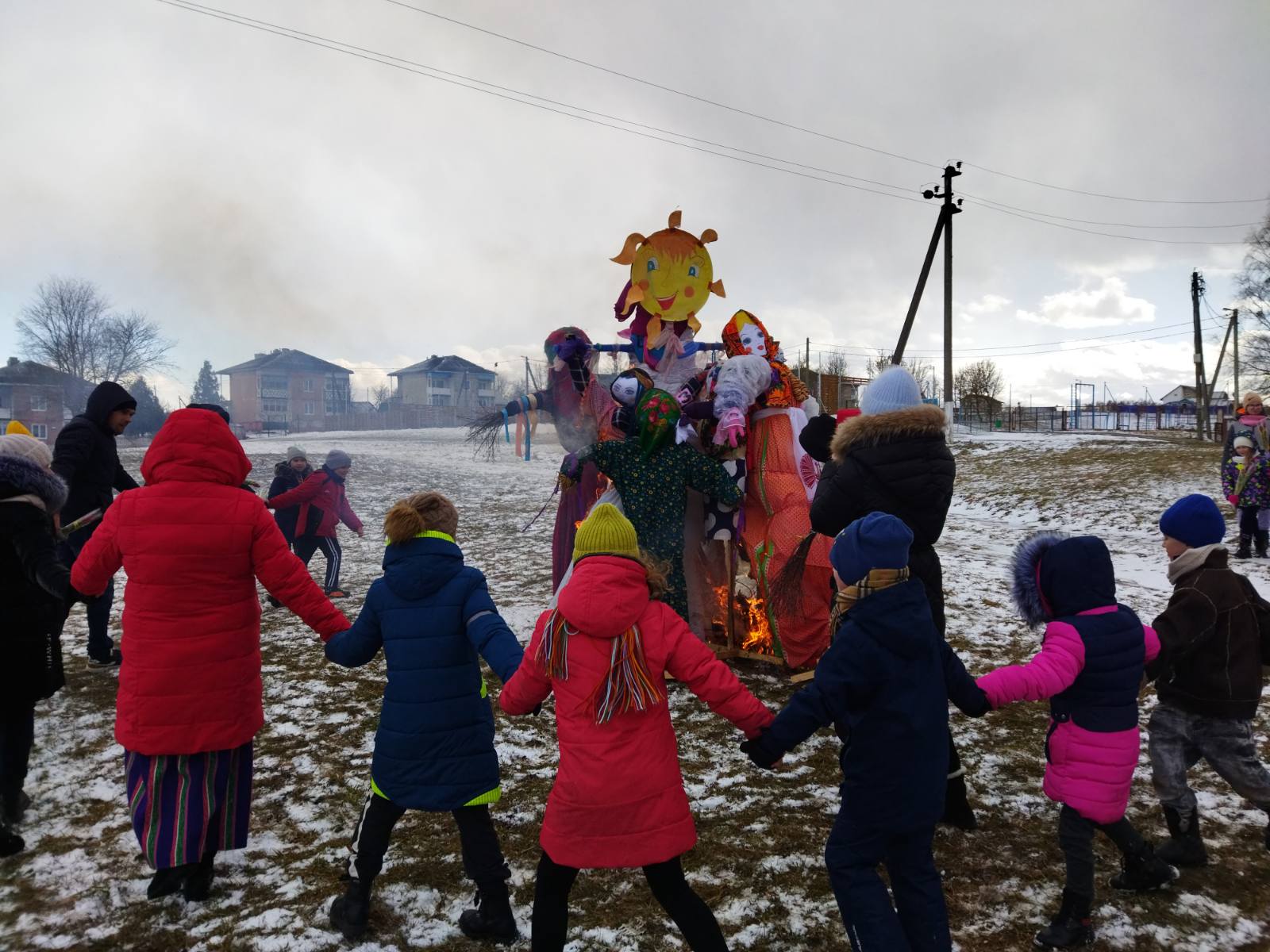 Вы сейчас просматриваете Фольк-арт-уик-энд «Блин-блиночек, лакомый кусочек»