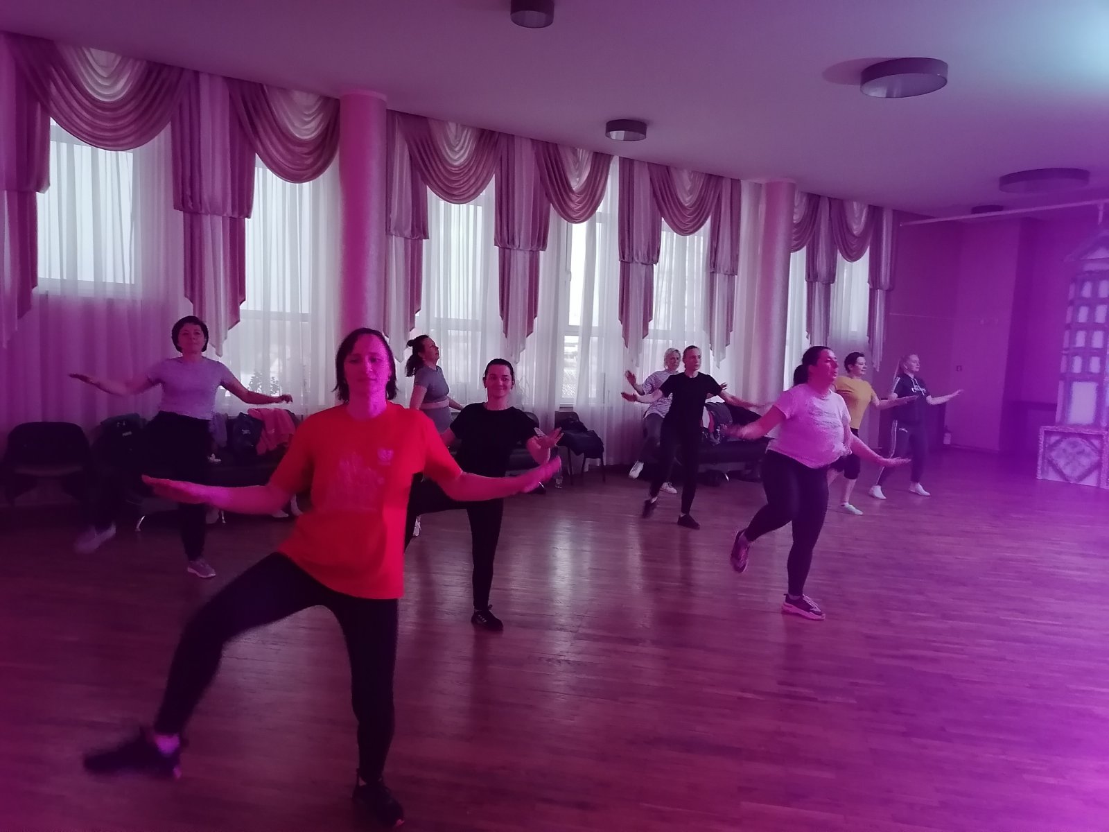 Вы сейчас просматриваете Мастер-класс по танцу «Зумба»