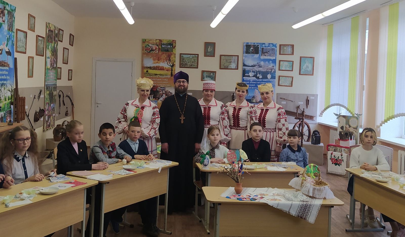 Вы сейчас просматриваете «Светлый праздник к нам идёт!»