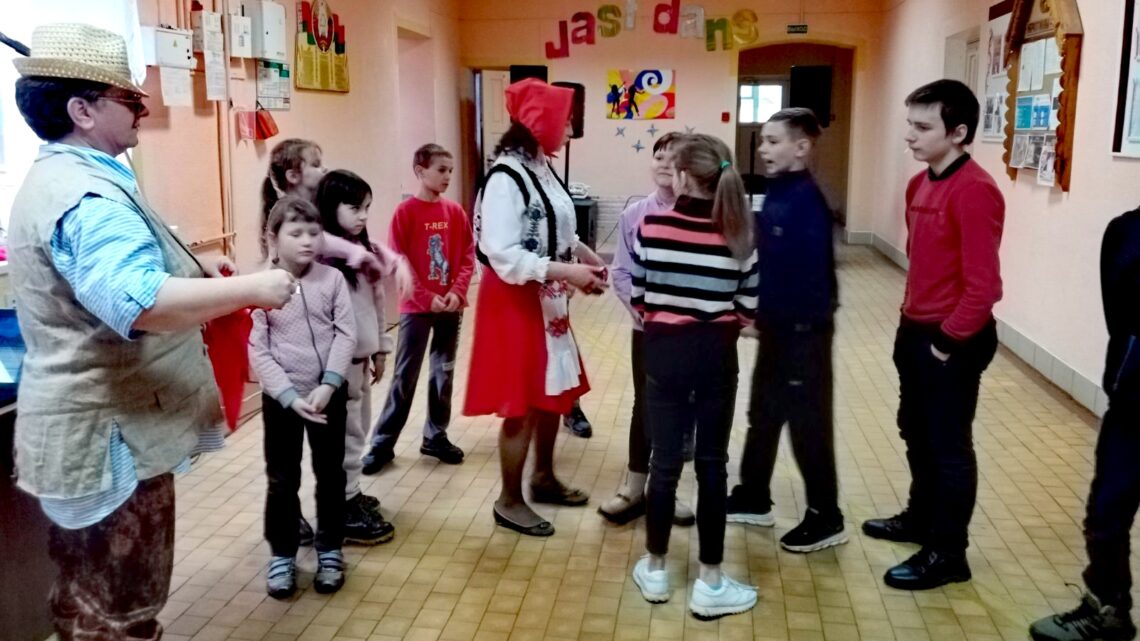 «В гостях у Красной шапочки»