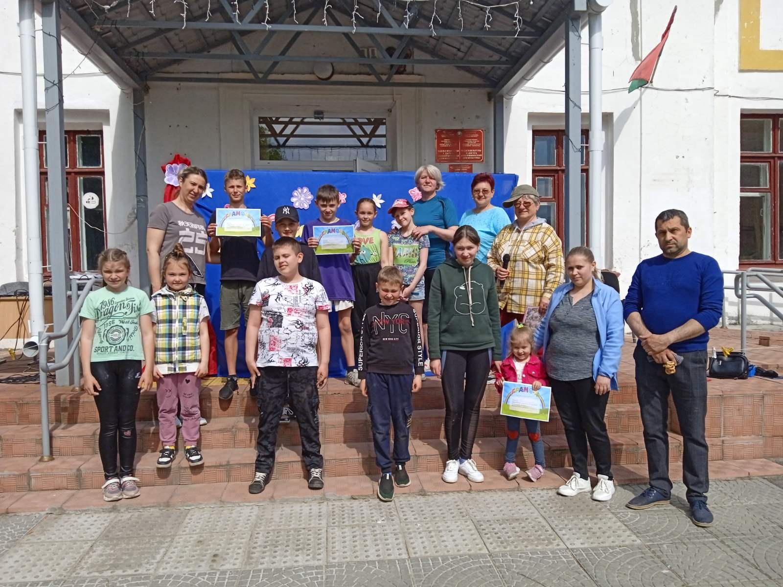 Вы сейчас просматриваете «Всё начинается с семьи!»