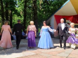 Подробнее о статье І быў баль, і была “Вясенняя рапсодыя”…