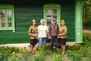 Подробнее о статье «Цветок Победы в каждом окне!»