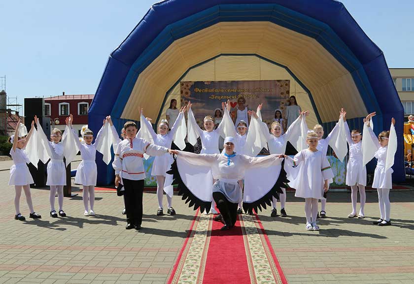 Фестываль “Зецельскі фэст” у Дзятлаве сабраў сяброў. Адкрыццё. (+відэа)