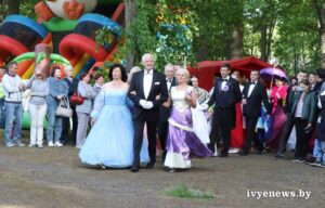 Подробнее о статье Дятловчане в Жемыславле на фестивале «Жамчужная зорка – палац Умястоўскіх»