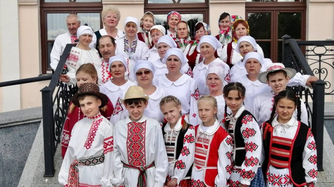 Калектывы раённага цэнтра культуры і народнай творчасці прынялі ўдзел ў абласным аглядзе рэгіянальнага фальклору