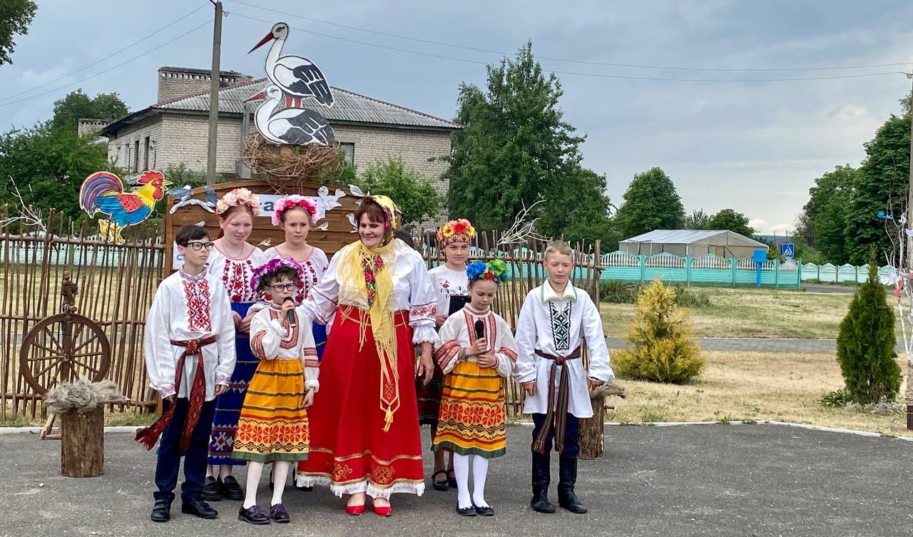 Вы сейчас просматриваете Открытое заседание детского клуба народных традиций «Крыніца»