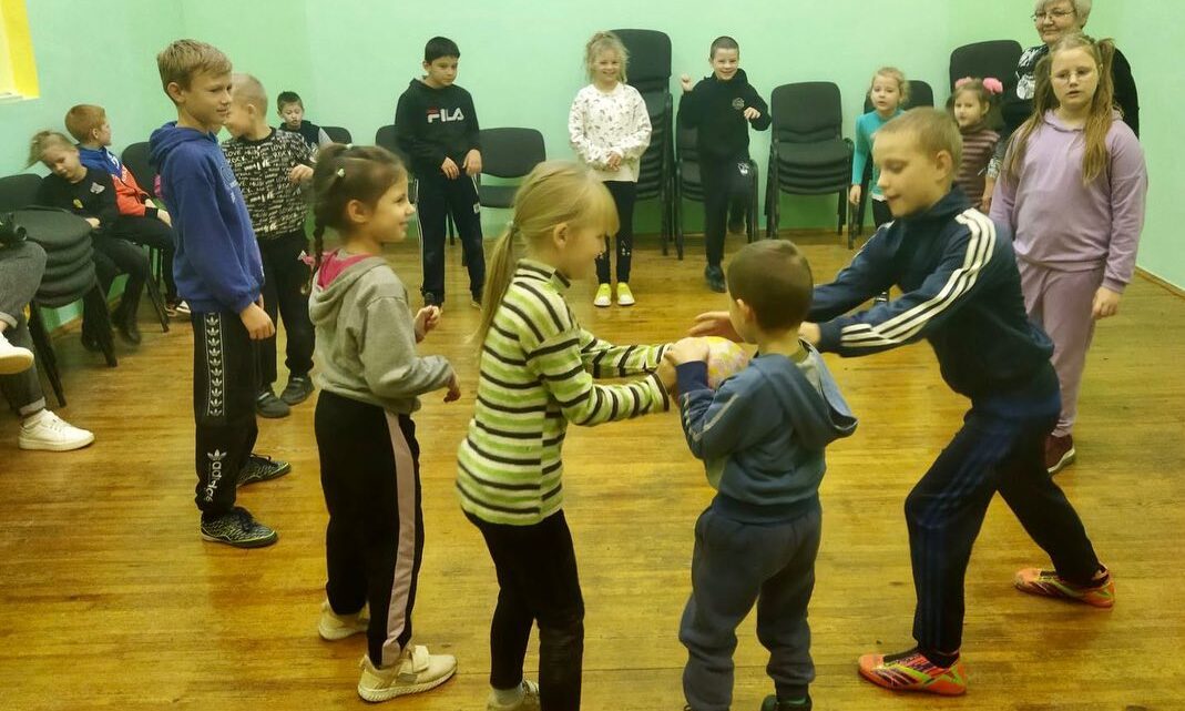 «Хоровод весёлых игр»