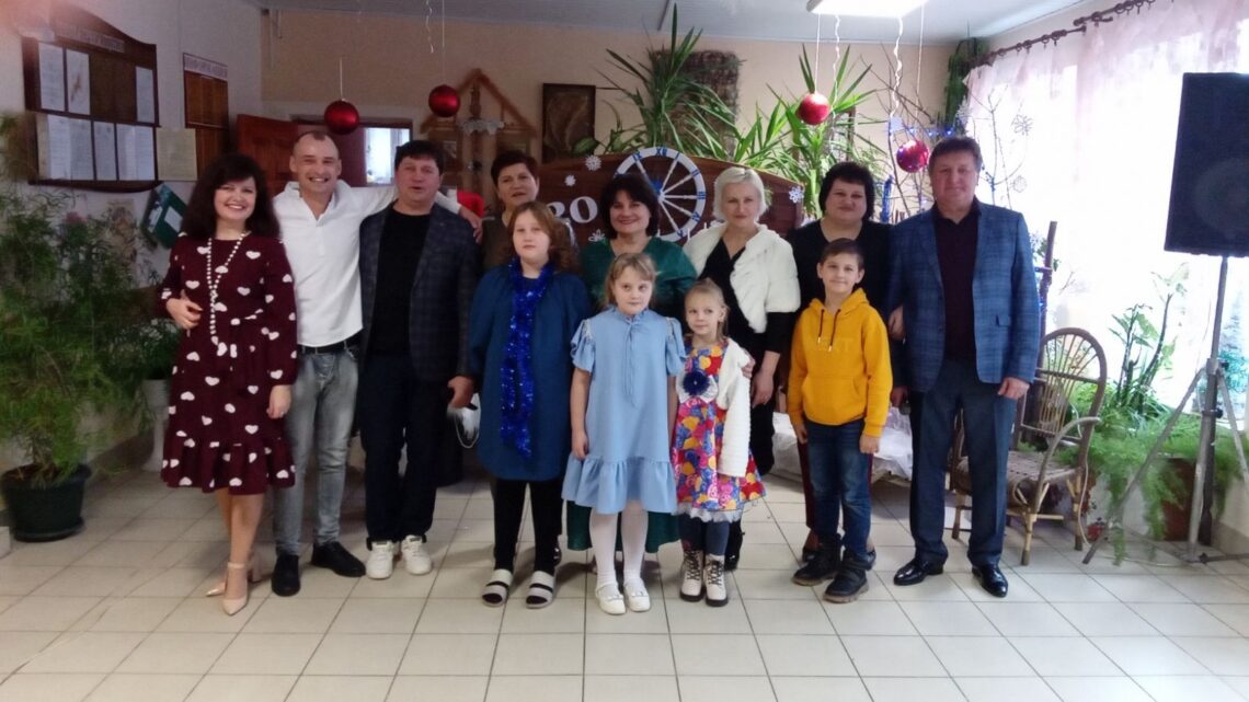 «Рождества волшебные мгновенья!»