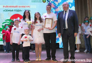 Подробнее о статье “Сям’я года-2024”. Лайфхакі ад шчаслівых сем’яў