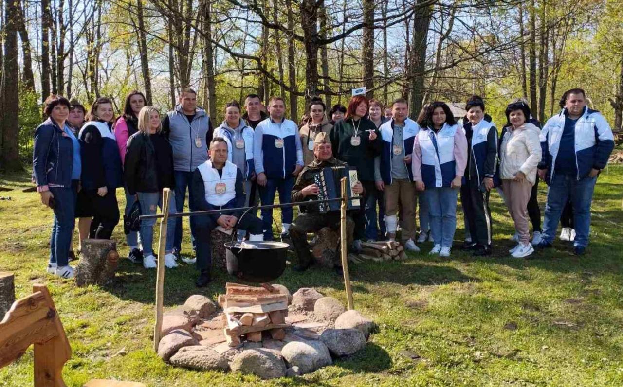 Вы сейчас просматриваете «На солнечной поляночке»