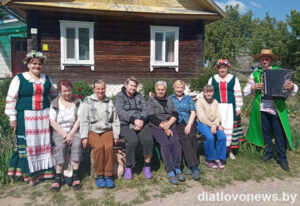 Подробнее о статье “Живёт в веках любовь и верность”