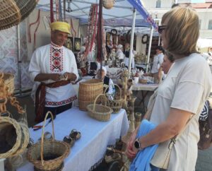 Подробнее о статье 15 Республиканская фестиваль-ярмарка народных художественных ремесел «Вясновы букет»