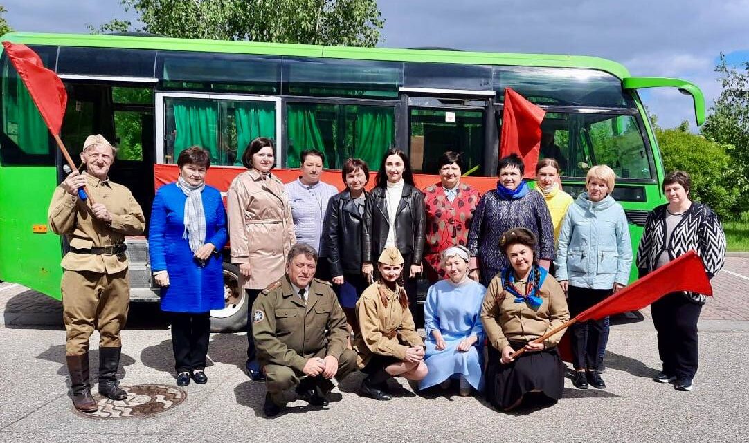 Военная агитбригада: Фронтовой экспресс