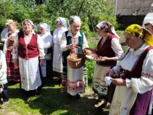Подробнее о статье Обряд «Валачобнікі» в д. Погиры.