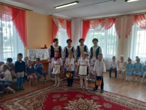 Подробнее о статье Поздравления воспитанников и работников Козловщинского ясли-сада