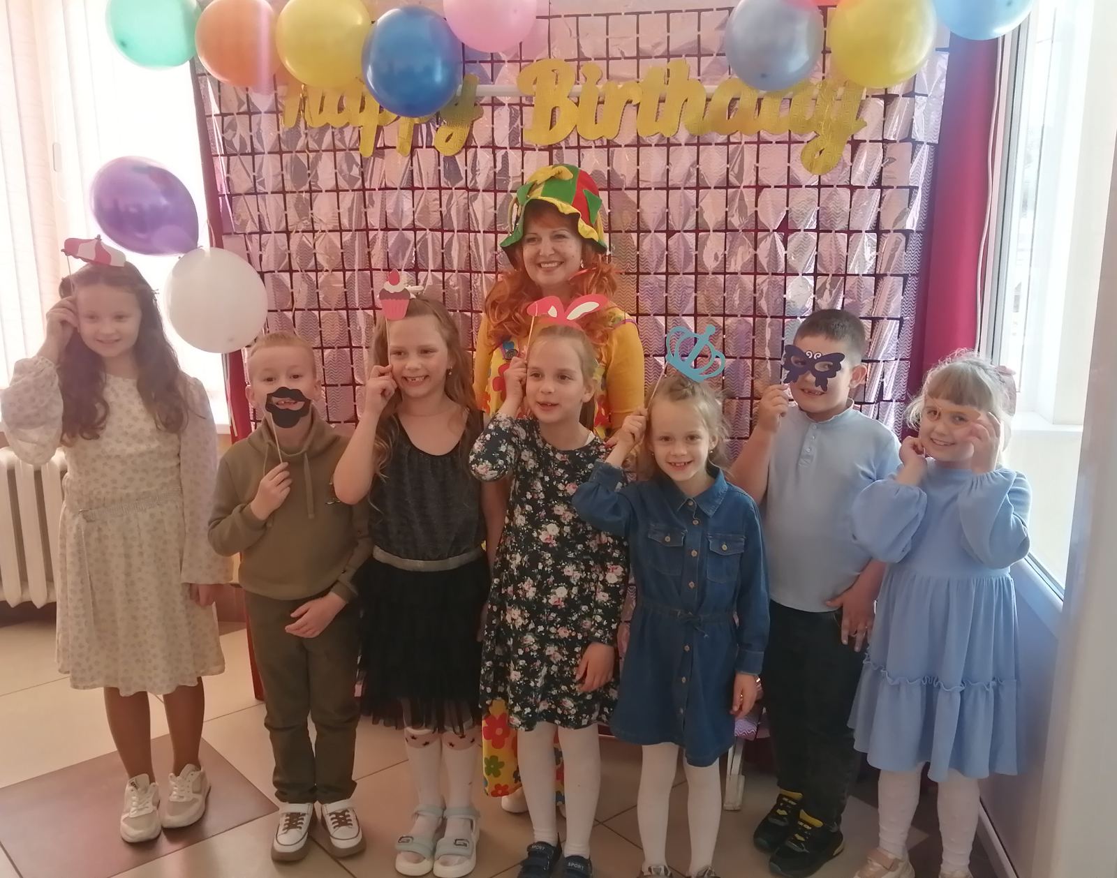 Вы сейчас просматриваете «День рождение с клоуном Ириской»