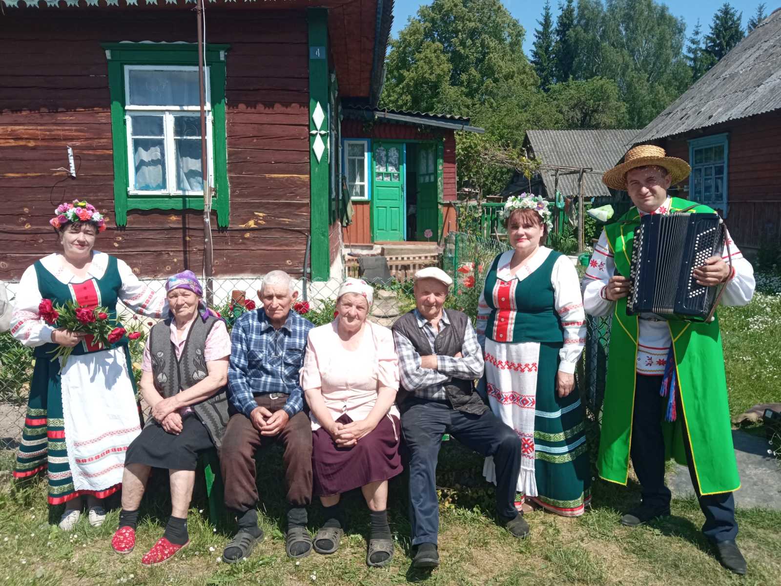 Вы сейчас просматриваете «Вновь душу волнует знакомый мотив»