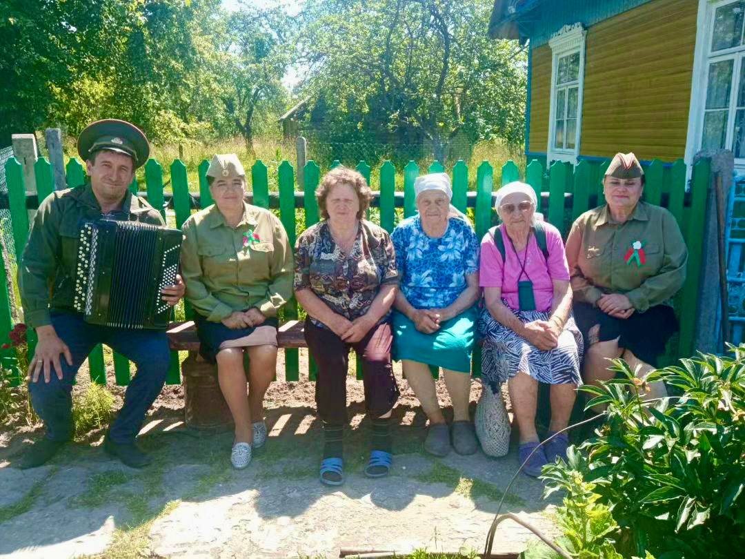 Вы сейчас просматриваете С визитом добра, радости и песни