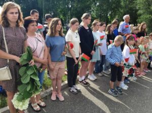 Подробнее о статье Возложение цветов в АГ Гезгалы