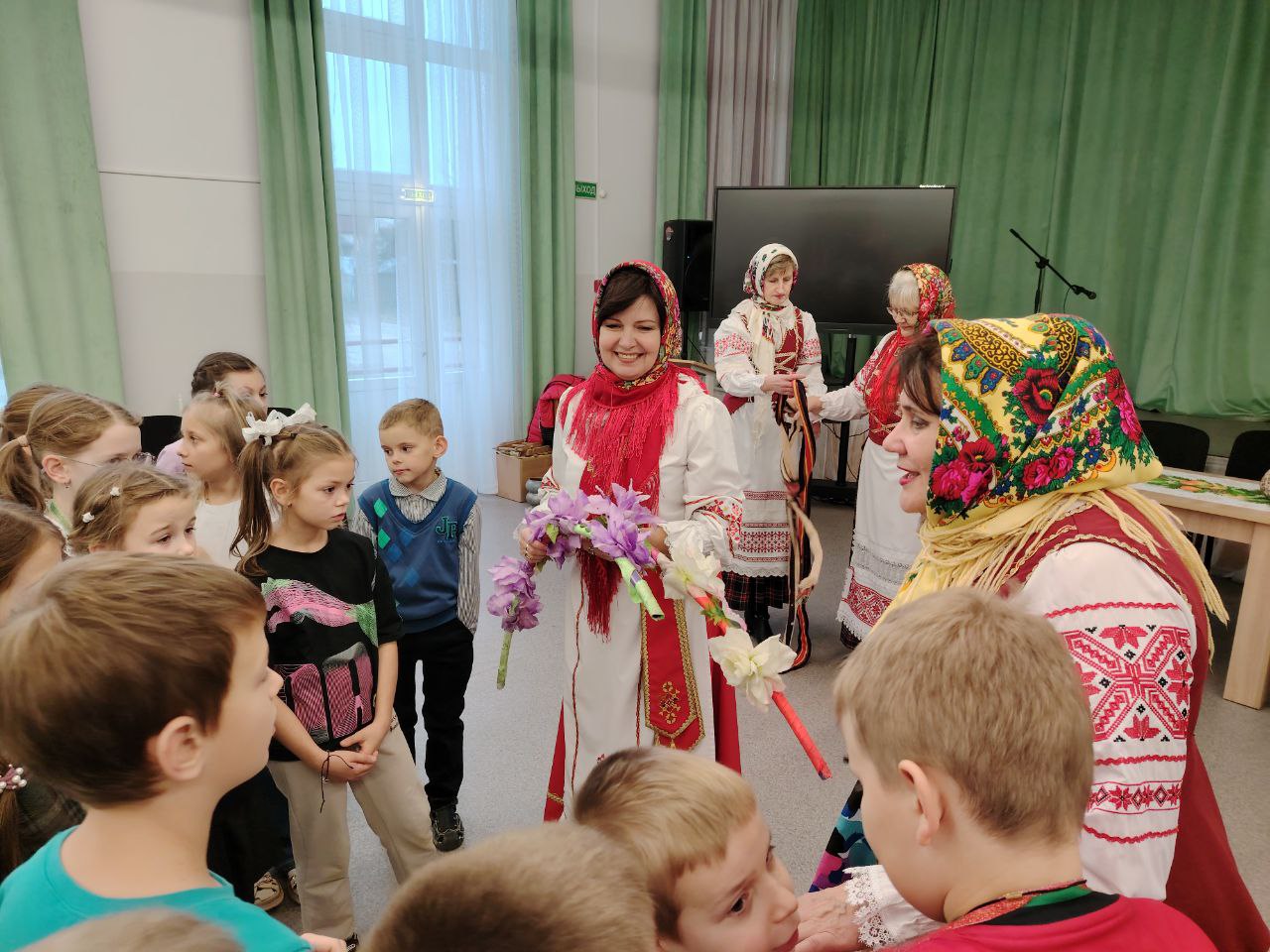 Вы сейчас просматриваете “Кірмашовыя забавы”