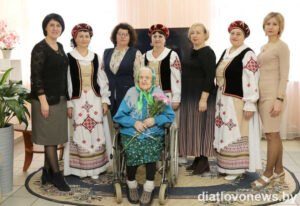 Подробнее о статье Жыццёвай мудрасці рубеж: Юліі Гульнік – 107 гадоў (+відэа)