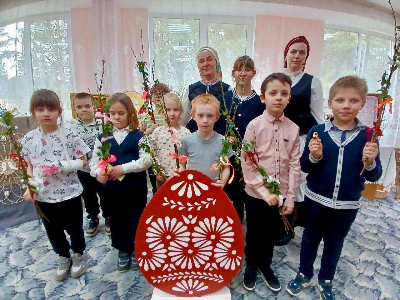 Вы сейчас просматриваете ЯДНАЕМСЯ РАМЕСТВАМІ