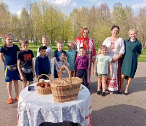 Подробнее о статье «Пасха светлая пришла»