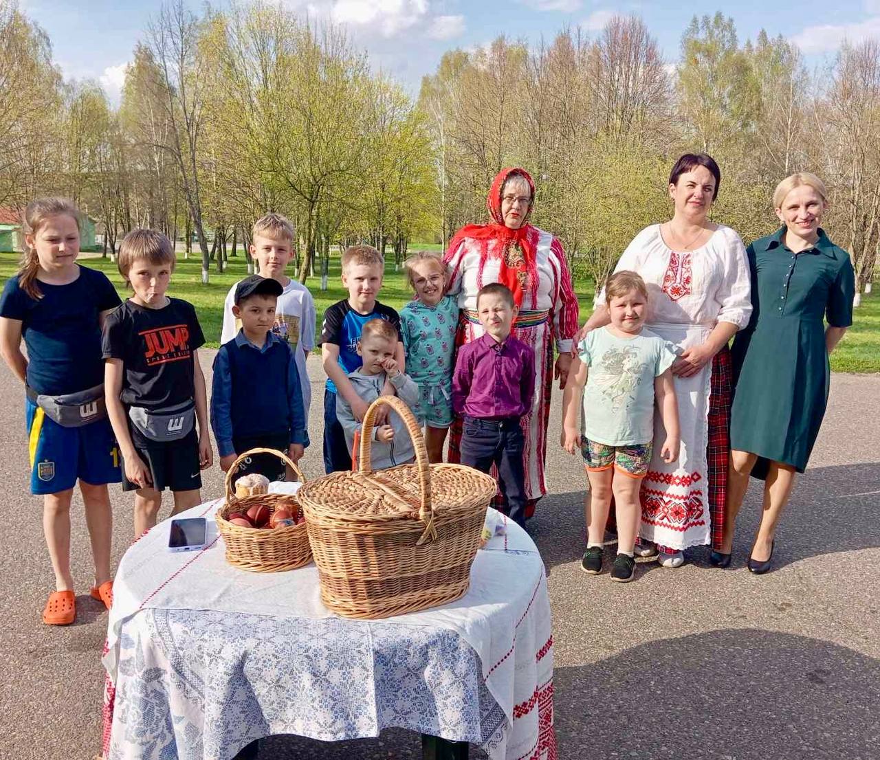Вы сейчас просматриваете «Пасха светлая пришла»