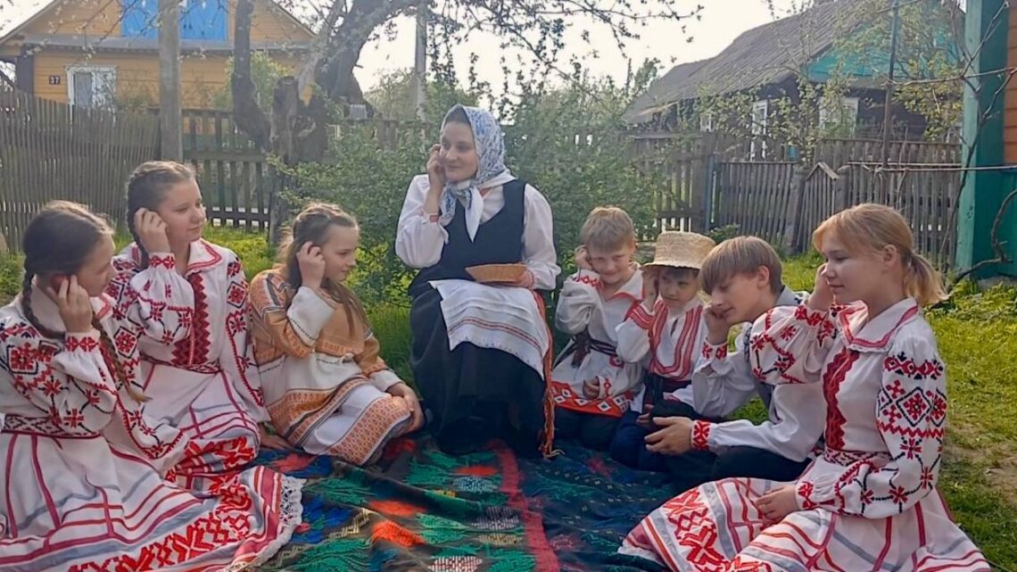 «Святое вялiчка ды гуляць вялiць»