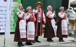 Подробнее о статье У СГФ “АграМілк” адкрылі новы жывёлагадоўчы аб’ект
