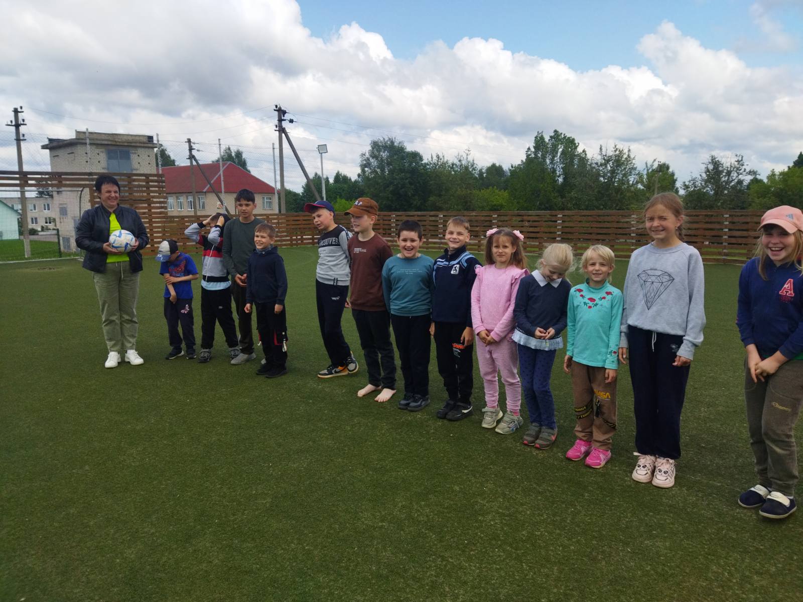 Вы сейчас просматриваете «Мой весёлый звонкий мяч»