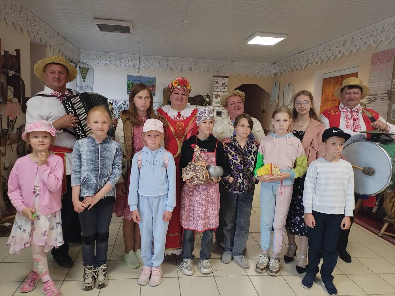 Вы сейчас просматриваете «Як жылі і час бавілі нашы продкі»