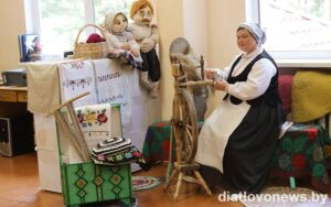 Подробнее о статье ЯДНАЕМСЯ РАМЕСТВАМІ