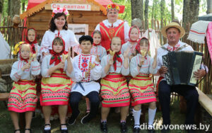 Подробнее о статье Свята, традыцыі, гасціннасць, добры настрой